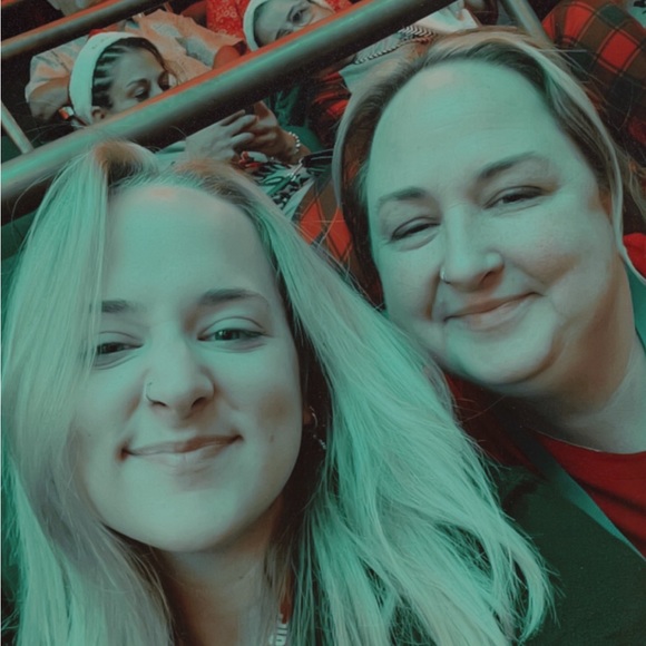 Meet your Posher, Lisa - Picture 8 of 10